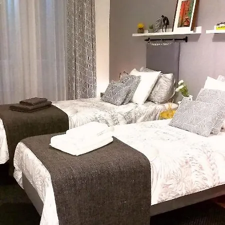The Sunset Flat Apartment *